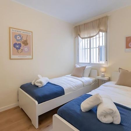 Downtown Flat With 46 Sqm Private Rooftop Terrace Málaga Exteriör bild