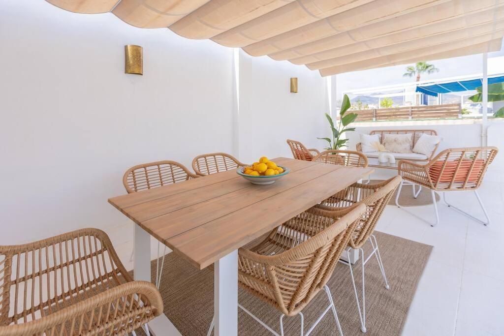 Downtown Flat With 46 Sqm Private Rooftop Terrace Málaga Exteriör bild
