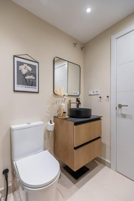 Downtown Flat With 46 Sqm Private Rooftop Terrace Málaga Exteriör bild